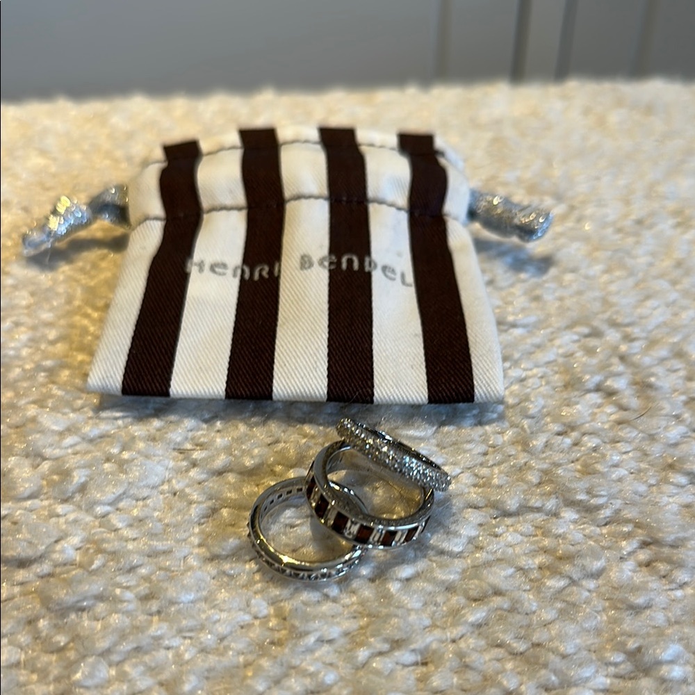 Henri Bendel Diamond Silver and Brown stacked sparkling Ring Set